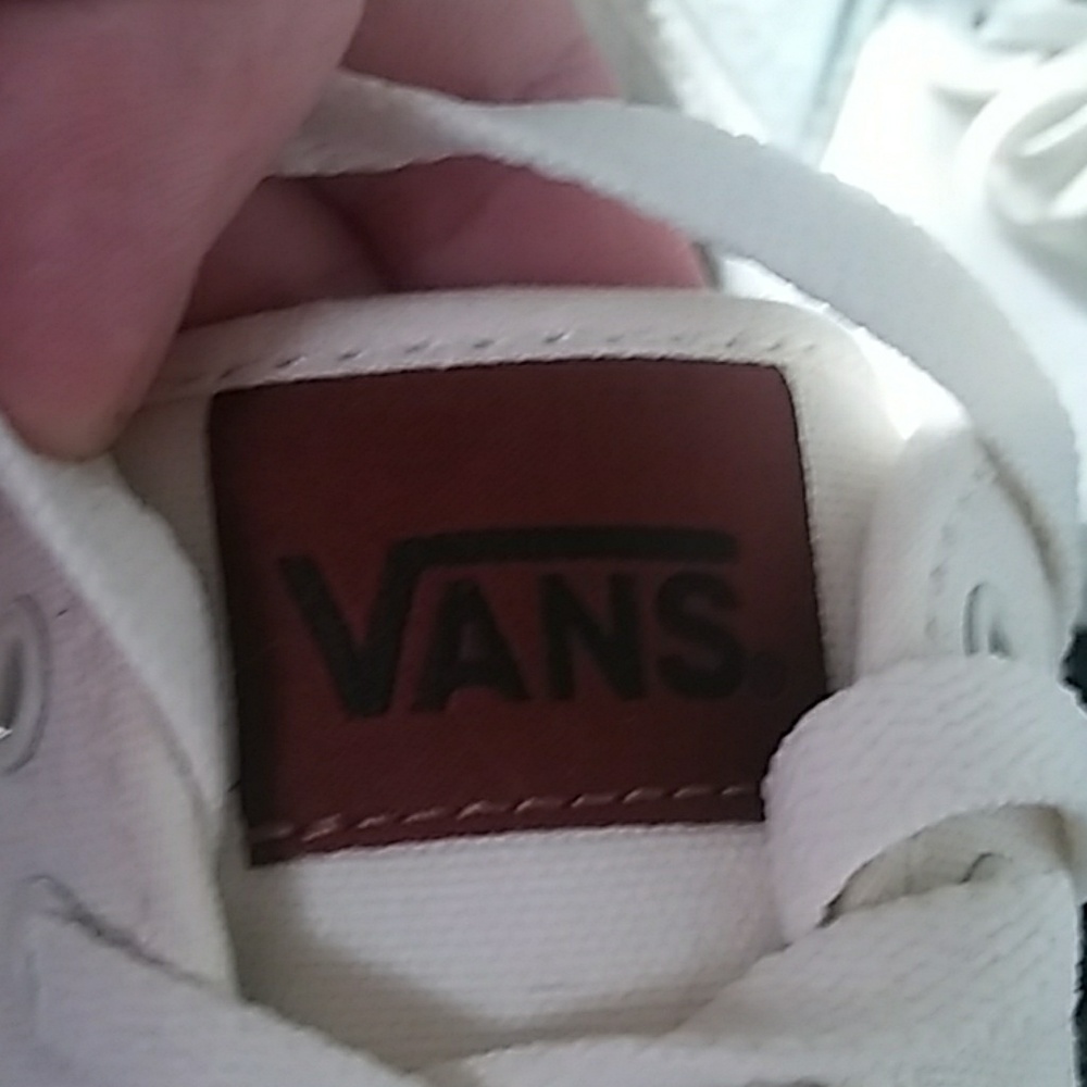 Mens Vans - Picture 3 of 5